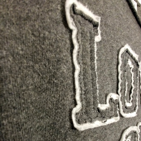 Cute Reflex Sweatshirt - Picture 2 of 7